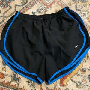 Nike Tempo Shorts - L